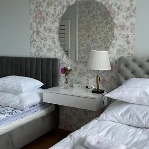 Centrum Wlodarzewska 30 M45 , Warszawa Polska